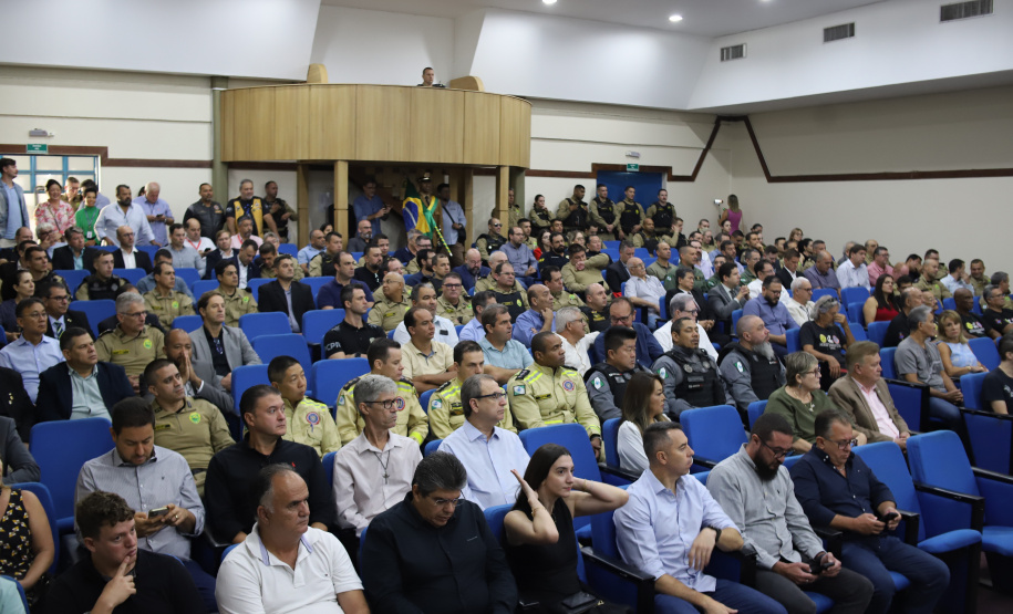 PMPR realiza passagem de comando no 2° CRPM