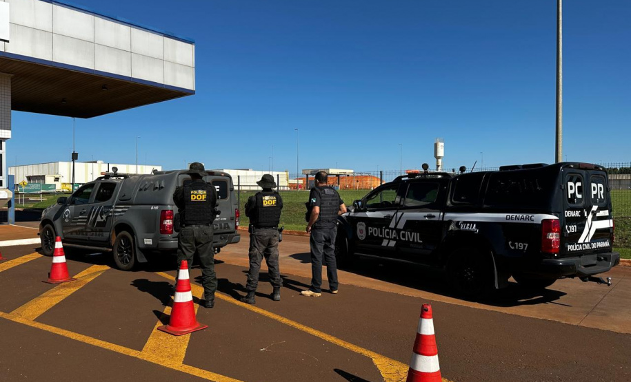 PCPR e DOFMS prendem homem que transportava 7,7 toneladas de maconha em Aral Moreira
