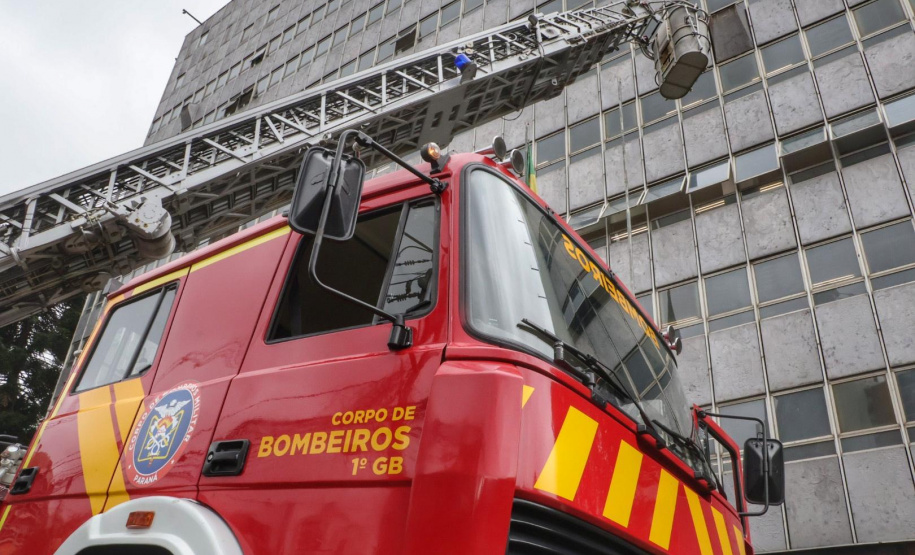 SESP realiza 1º simulado geral de abandono na sede em parceria com o Corpo de Bombeiros