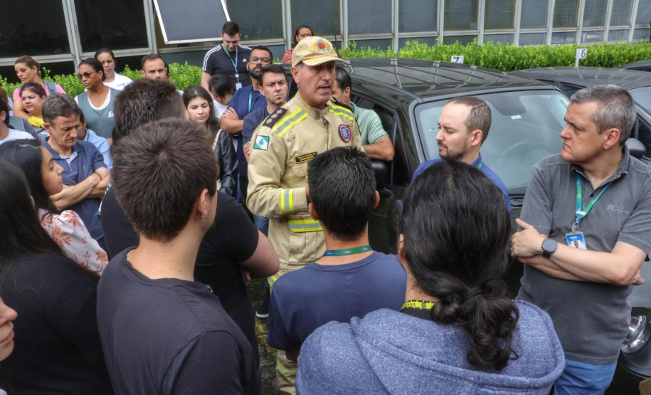 SESP realiza 1º simulado geral de abandono na sede em parceria com o Corpo de Bombeiros