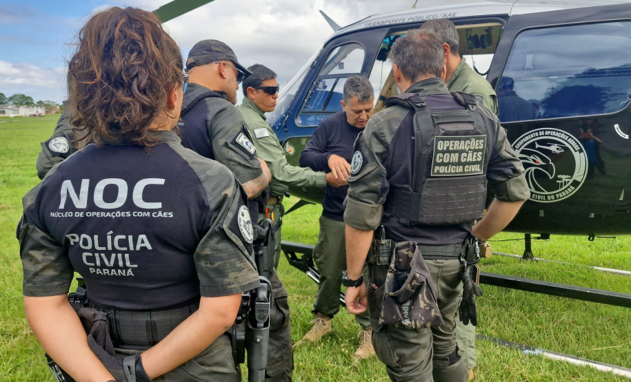 Pela 1ª vez, PCPR treina cães farejadores em aeronaves para ambientação de operações