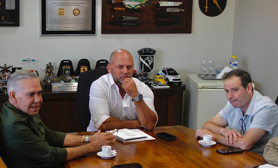 Secretário se reúne com prefeito de Loanda, Zé Maria