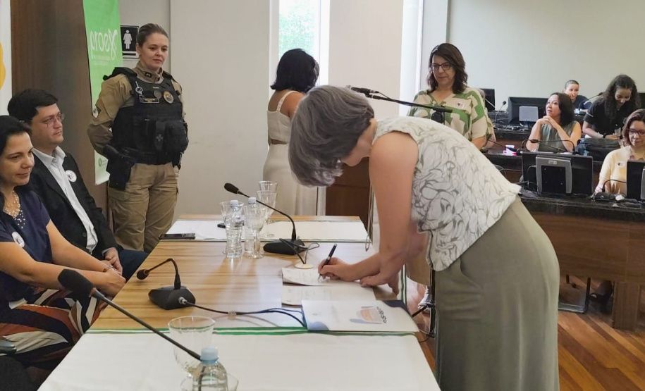 Policia Militar firma parceria com universidade federal de Londrina para combate a violência com as mulheres
