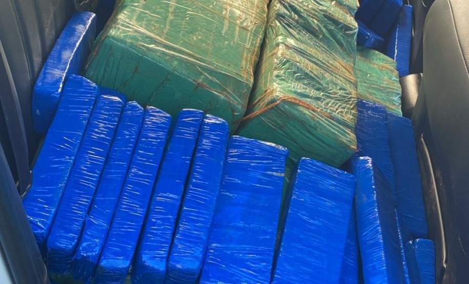 PMPR apreende 470 quilos de maconha em rodovia estadual da região Noroeste