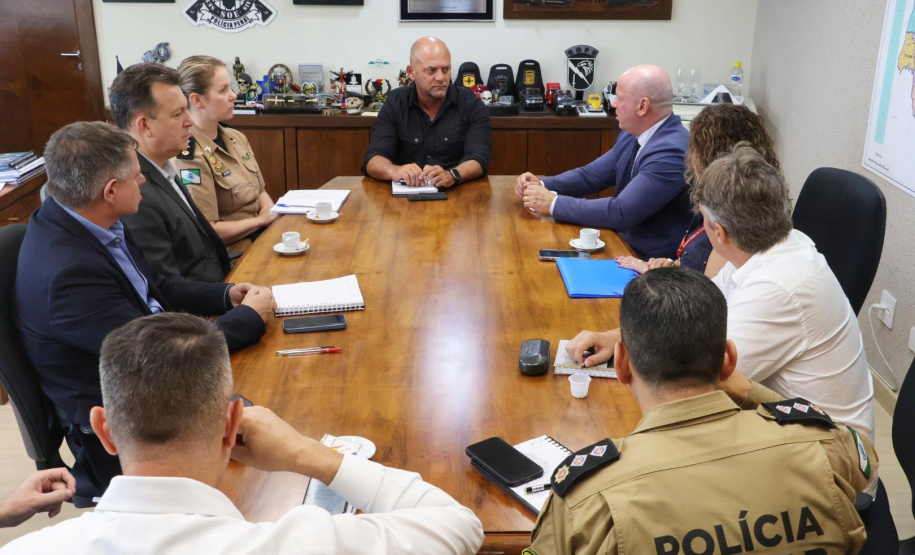 Secretário recebe o procurador geral Francisco Zanicotti