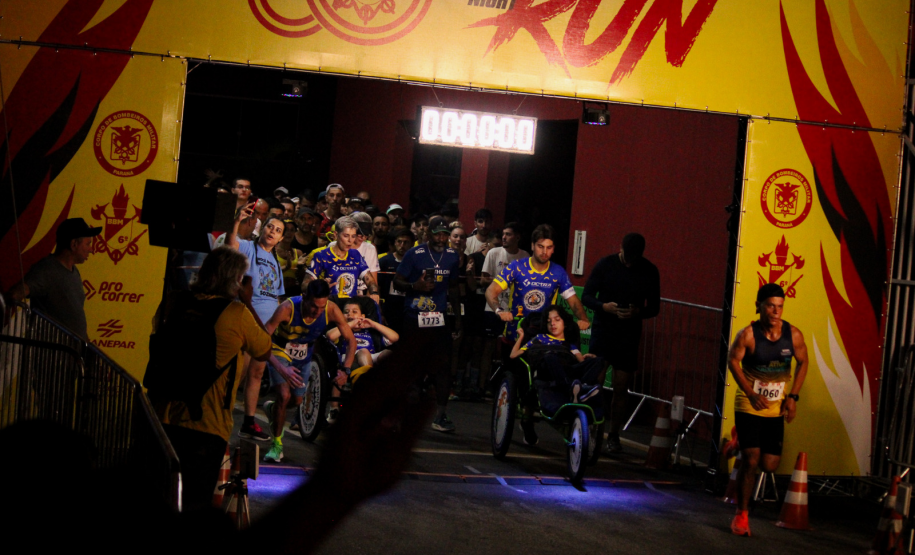 CBMPR promove 2ª Edição da Firefighters Night Run em São José dos Pinhais