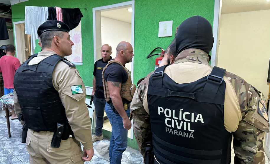 Operação da PCPR mira hotéis do Centro de Curitiba usados pelo tráfico