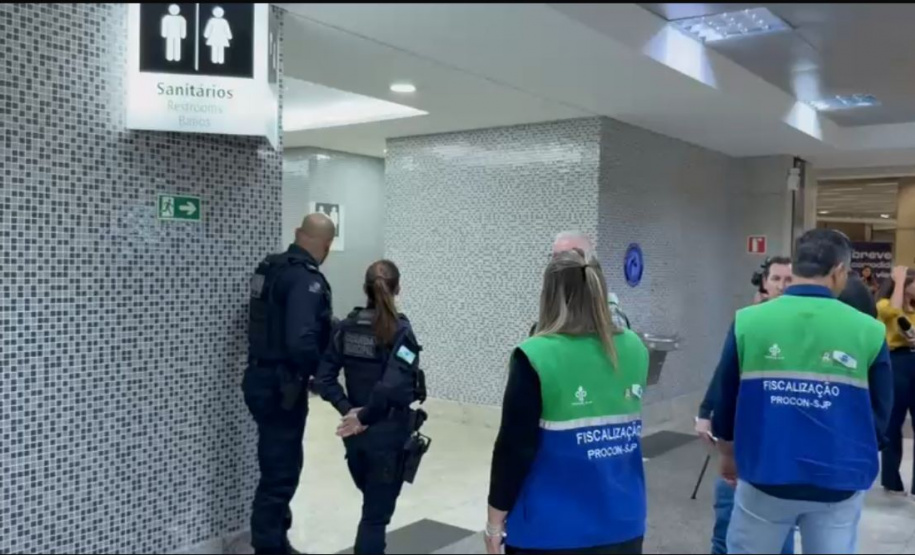 PCPR participa de fiscalização e combate a transporte irregular de passageiros no Aeroporto Afonso Pena