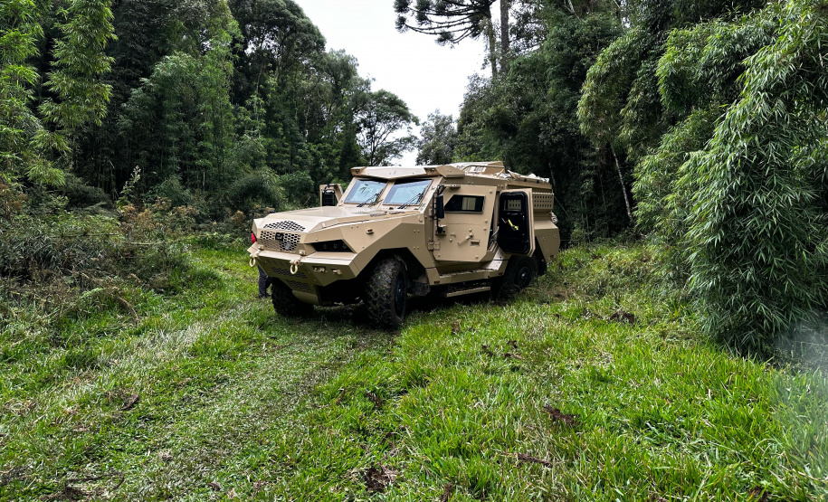 Paraná planeja compra de 12 blindados para as polícias