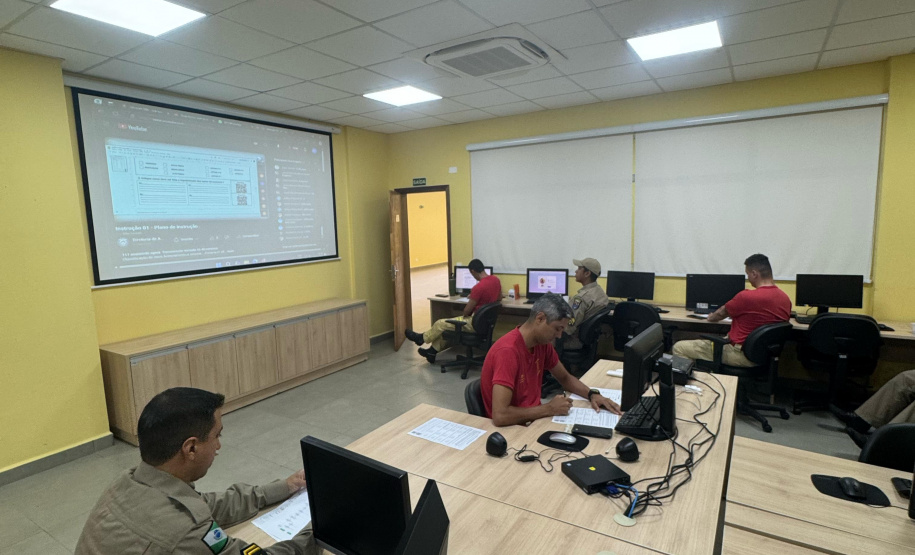 CBMPR inicia plano anual de instrução contra incêndios