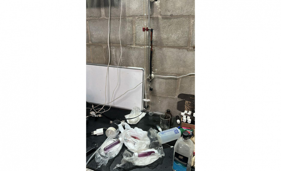 PCPR prende três pessoas e recupera 37 toneladas de fertilizantes em Campo Largo