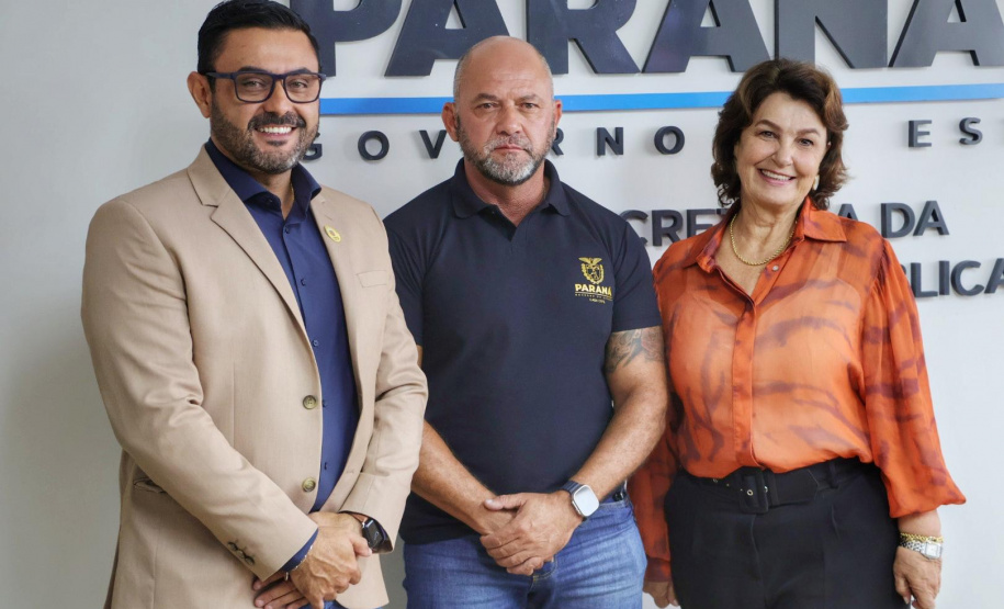 Secretário Hudson recebe deputada Cristina Silvestri e vereador Professor Pablo de Almeida