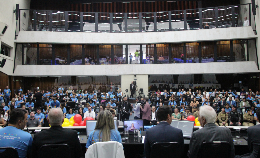 PMPR é homenageada na Assembleia Legislativa do Paraná pelo trabalho voltado às pessoas com TEA