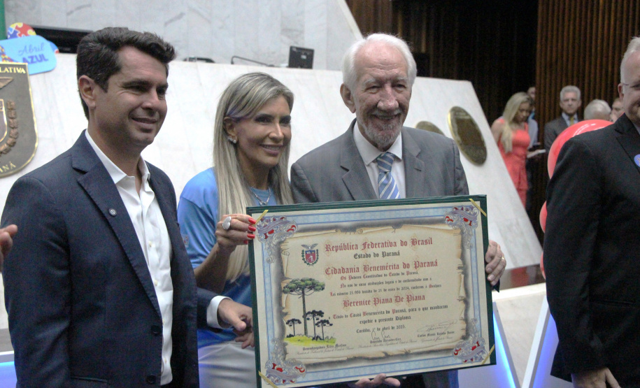PMPR é homenageada na Assembleia Legislativa do Paraná pelo trabalho voltado às pessoas com TEA