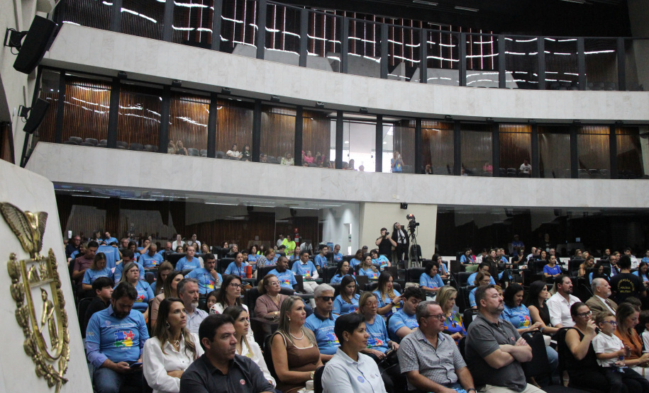PMPR é homenageada na Assembleia Legislativa do Paraná pelo trabalho voltado às pessoas com TEA