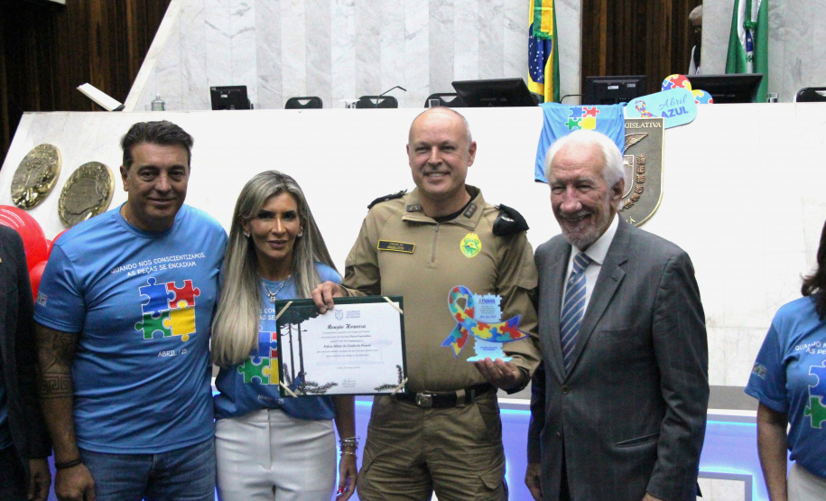 PMPR é homenageada na Assembleia Legislativa do Paraná pelo trabalho voltado às pessoas com TEA