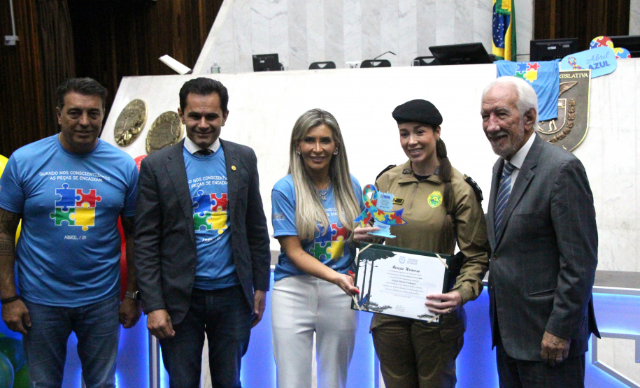 PMPR é homenageada na Assembleia Legislativa do Paraná pelo trabalho voltado às pessoas com TEA