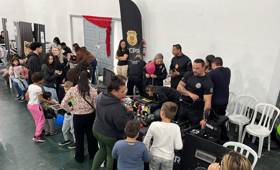 PCPR na Comunidade leva serviços de polícia judiciária para população de Apucarana