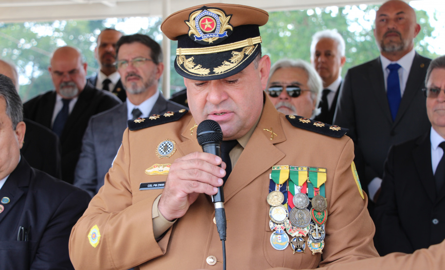 Polícia Militar do Paraná realiza solenidade alusiva a Tiradentes na Academia do Guatupê