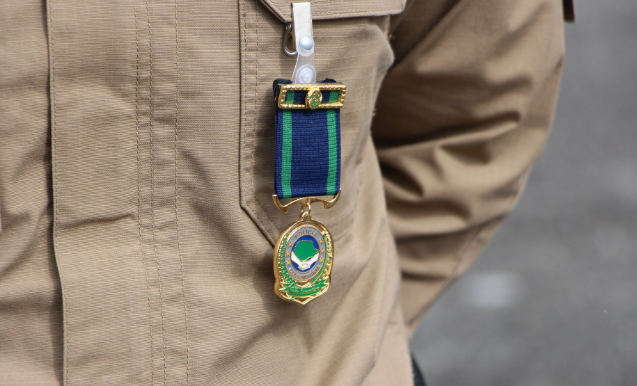 Polícia Militar do Paraná realiza solenidade alusiva a Tiradentes na Academia do Guatupê