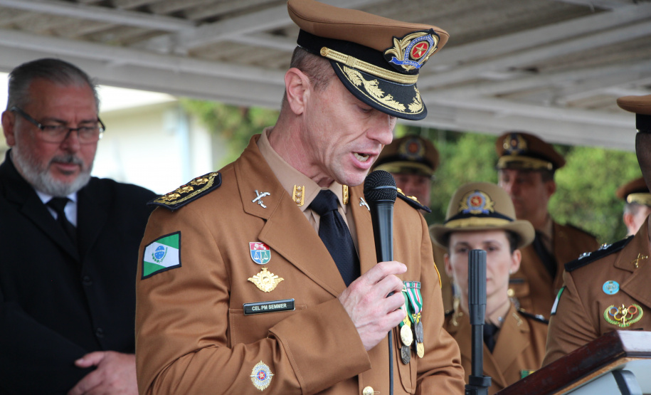 Polícia Militar do Paraná realiza solenidade alusiva a Tiradentes na Academia do Guatupê