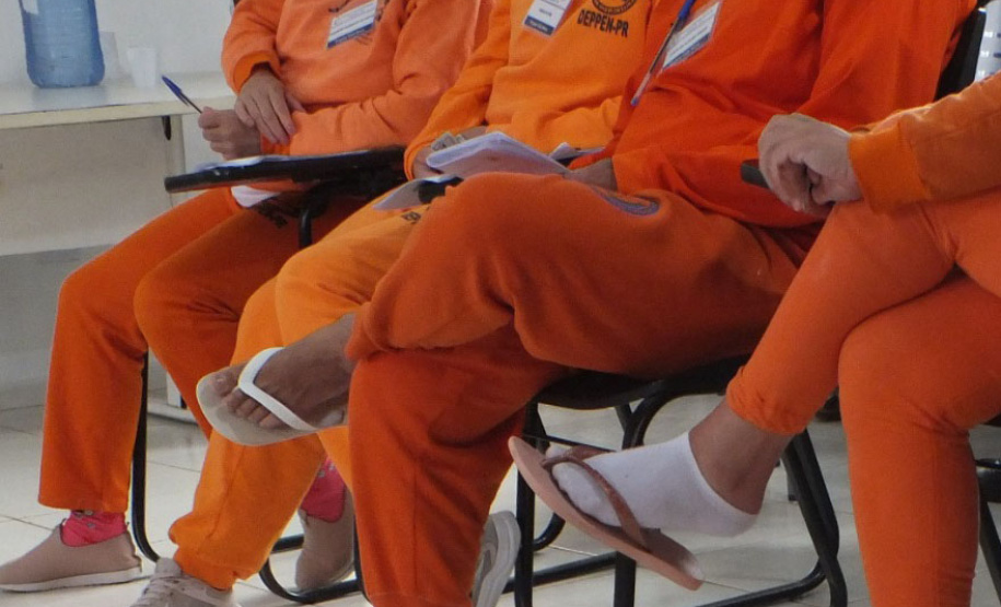 Mulheres em fase final de pena recebem apoio para recomeçar a vida fora do cárcere