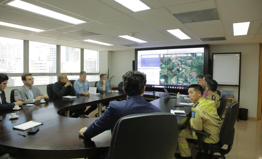 Secretário Hudson recebe o prefeito de Apucarana, Rodolfo Mota