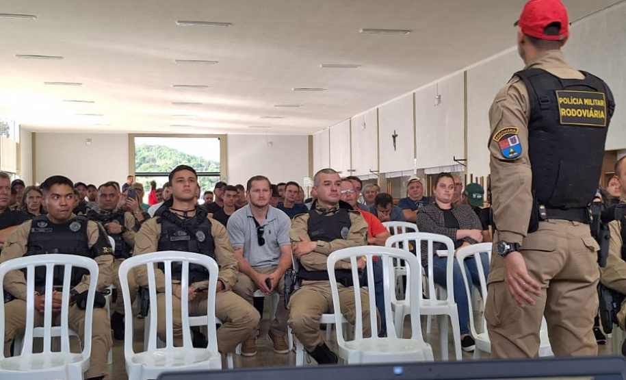 PMPR e Sindicatos Rurais promovem reunião comunitária para reforçar a segurança no Campo