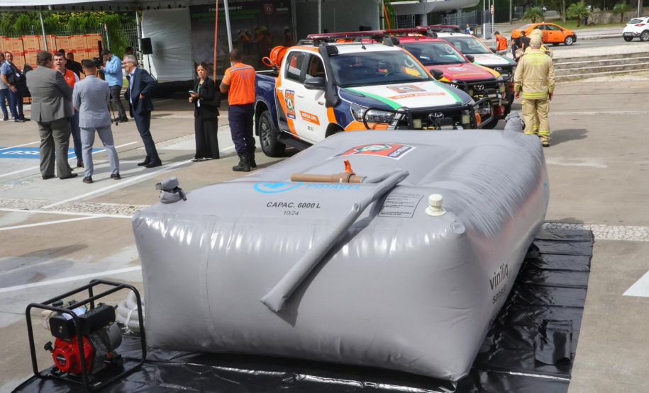 Resposta rápida: Estado entrega equipamentos a 100 municípios para combate a incêndios