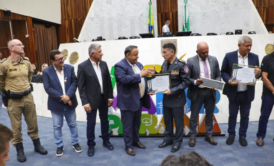 Verão Maior Paraná é homenageado em sessão solene na Assembleia Legislativa do Paraná