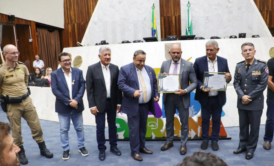 Verão Maior Paraná é homenageado em sessão solene na Assembleia Legislativa do Paraná