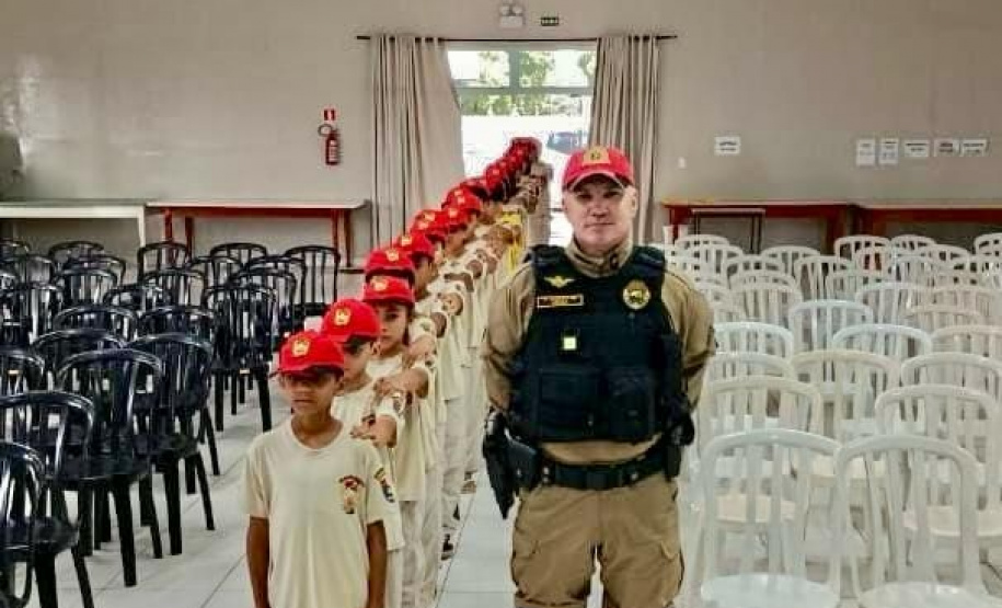 PMPR promove projeto Policial Rodoviario Mirim