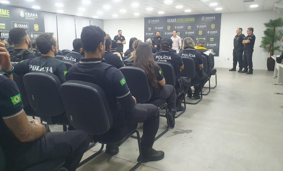 PCPR cumpre 79 mandados em 9 estados contra grupo que desviou recursos de prefeituras