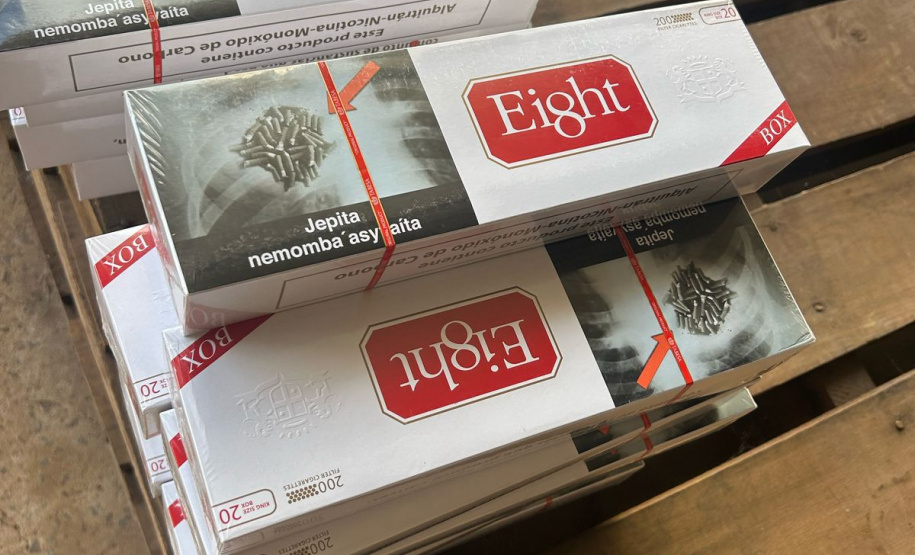 A Polícia Militar do Paraná (PMPR), por meio de uma equipe da Patrulha Rural do 32º Batalhão de Polícia Militar (BPM), apreendeu, nessa última quarta-feira (23), uma carga ilegal de cigarros na cidade de Doutor Camargo, região noroeste do estado. A operação gerou um prejuízo estimado em R$1,420 mi para os contrabandistas.