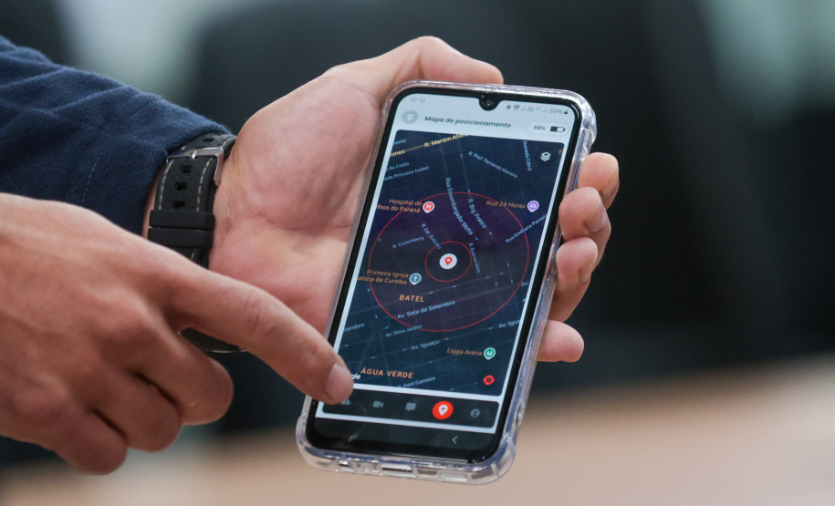 Entenda como será a monitoração simultânea de mulheres vítimas de violência e agressores