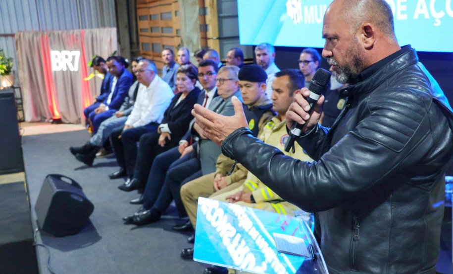 Solenidade marca a contratação de apenadas do regime fechado por empresa privada em Ponta Grossa