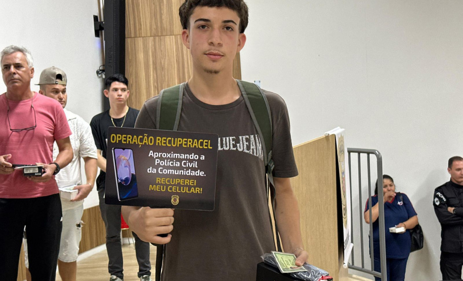 PCPR recupera e devolve mais de 100 celulares roubados ou furtados em Cascavel