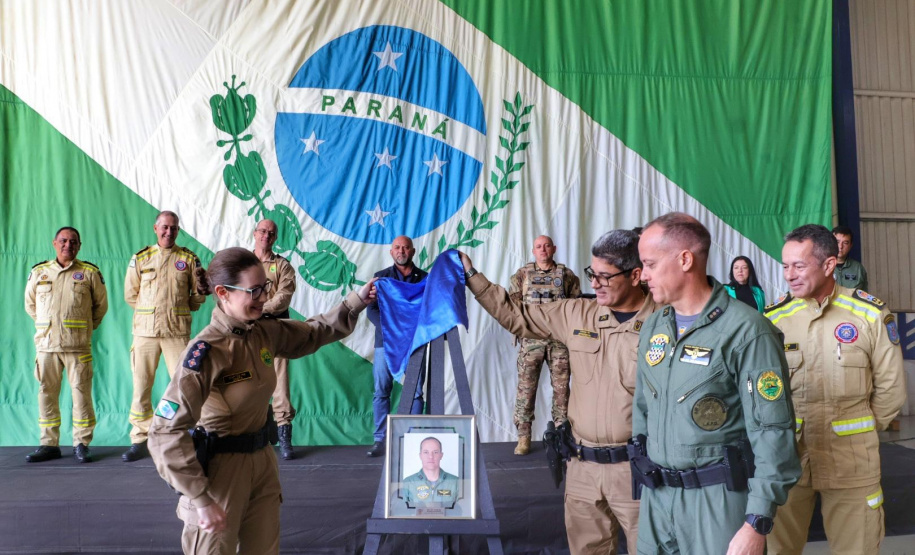 Solenidade em Curitiba marca passagem de comando do BPMOA
