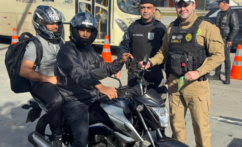 BPTran promove blitz educativa como parte prática do curso de Educação para o Trânsito