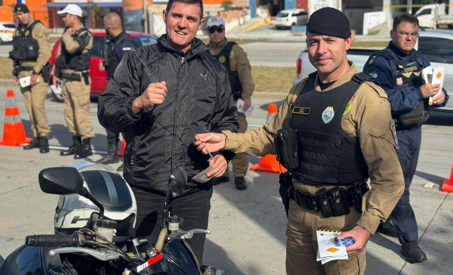 BPTran promove blitz educativa como parte prática do curso de Educação para o Trânsito