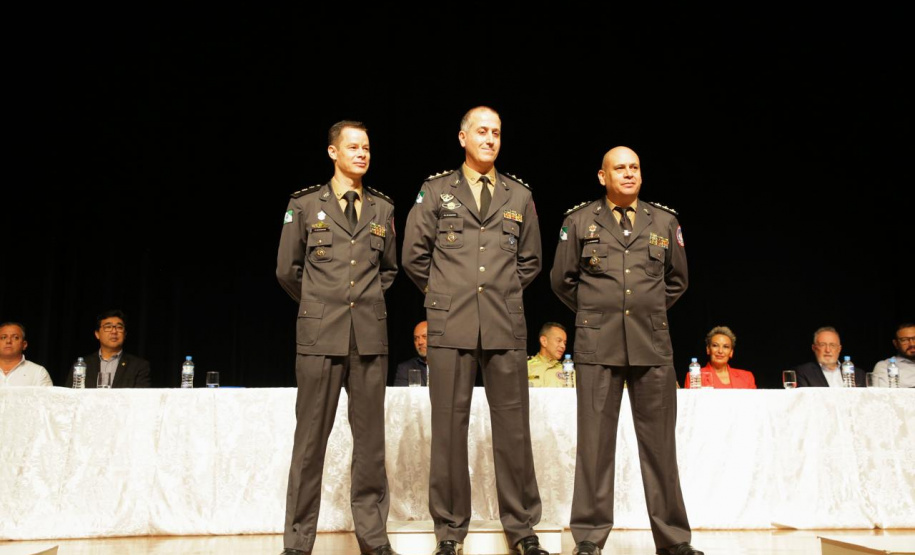 CBMPR realiza troca de comando do 2°CRBM e do 3°BBM de Londrina