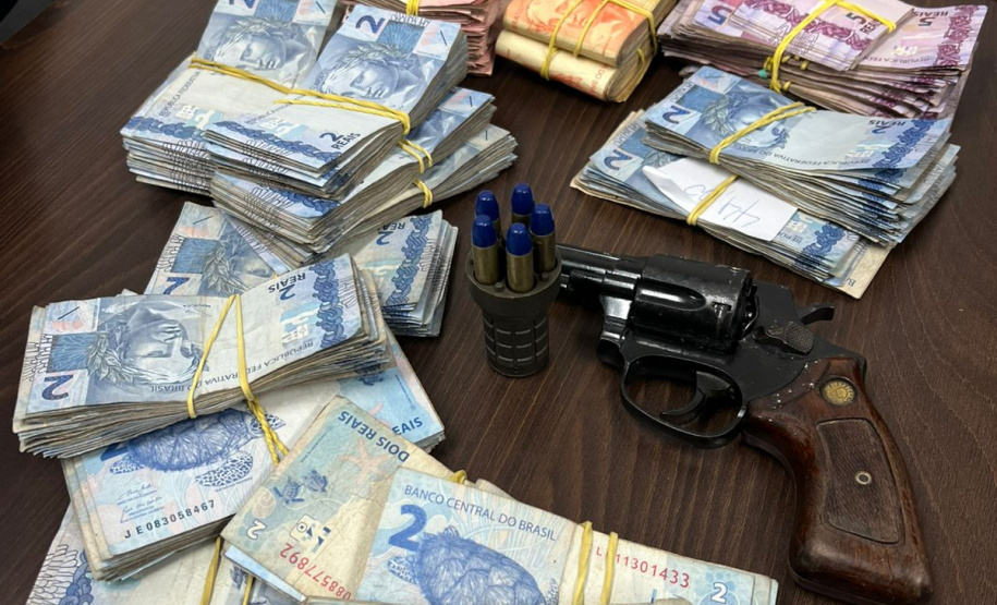 PCPR prende 17 pessoas em operação contra organização criminosa em São José dos Pinhais