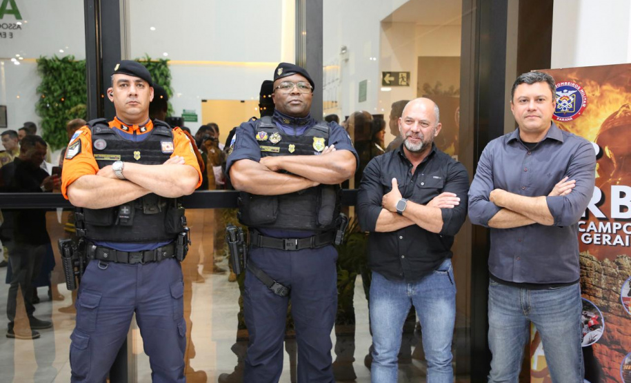 CBMPR Inaugura 5º CRBM e Passagem de comando do 2º BBM, em Ponta Grossa