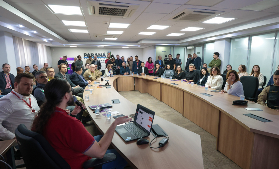 Paraná lança projeto pioneiro para aumentar monitoramento de acusados de violência doméstica