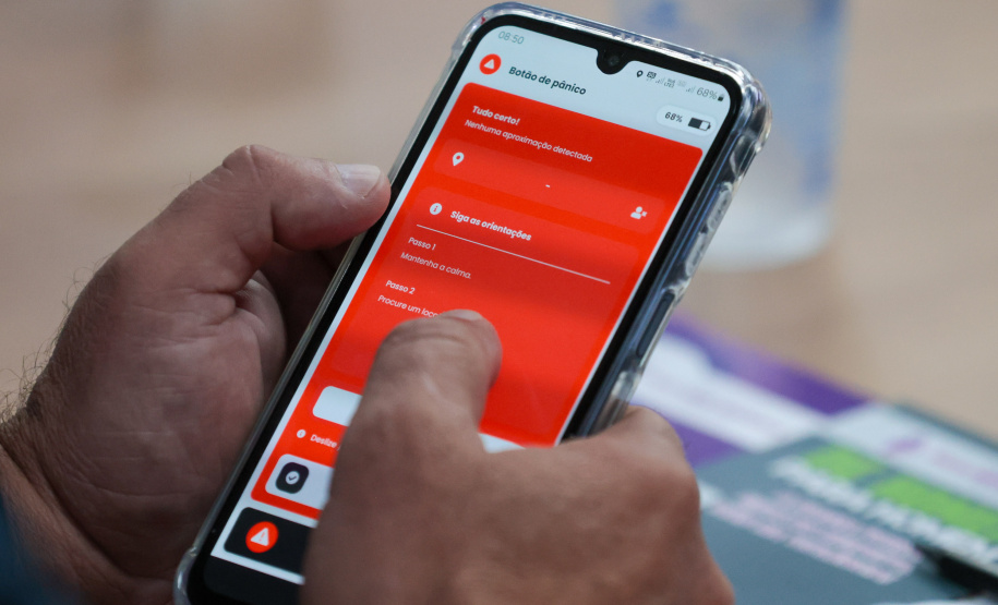Paraná lança projeto pioneiro para aumentar monitoramento de acusados de violência doméstica