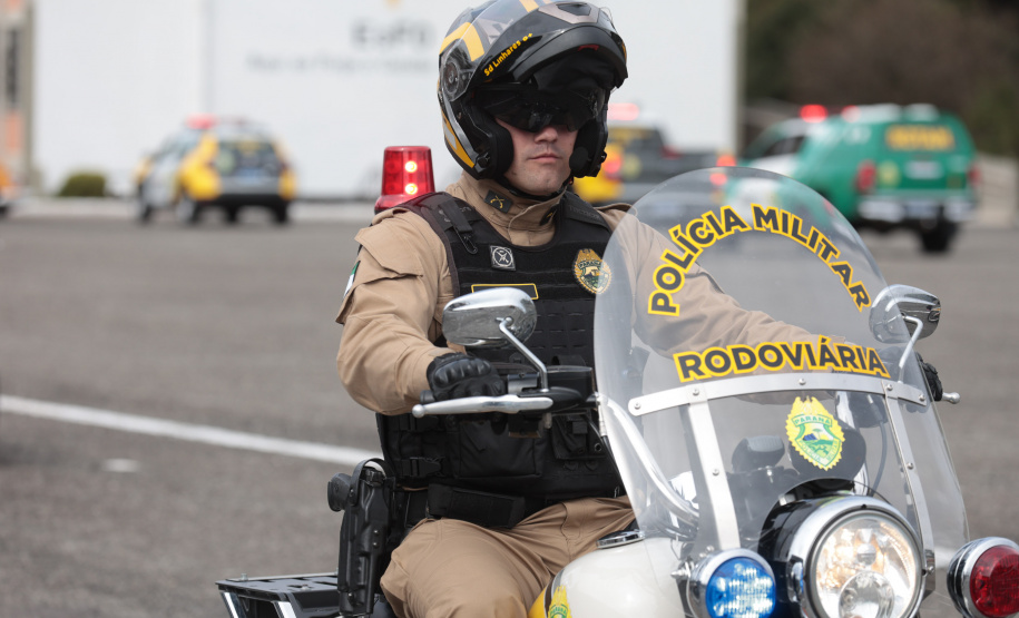 Medalha Coronel Sarmento: secretários e autoridades recebem honraria da PMPR