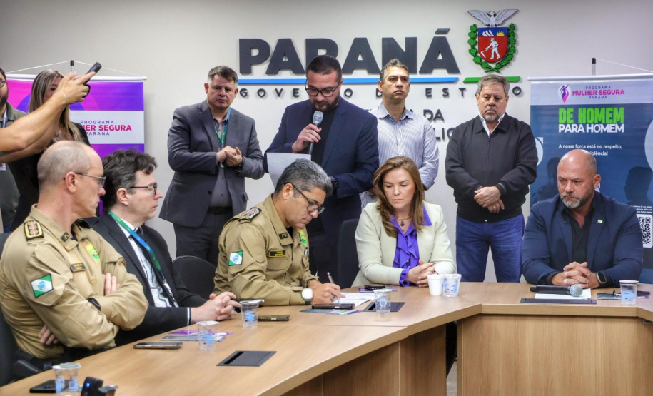 Paraná lança projeto pioneiro para aumentar monitoramento de acusados de violência doméstica