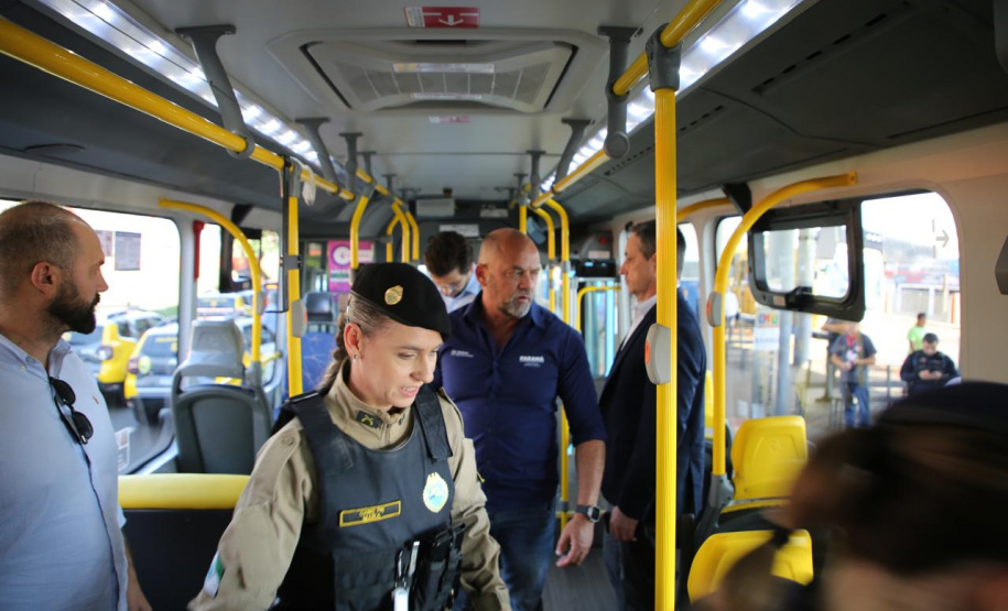 Projeto Mulher Segura é reforçado com ação no transporte coletivo de Londrina