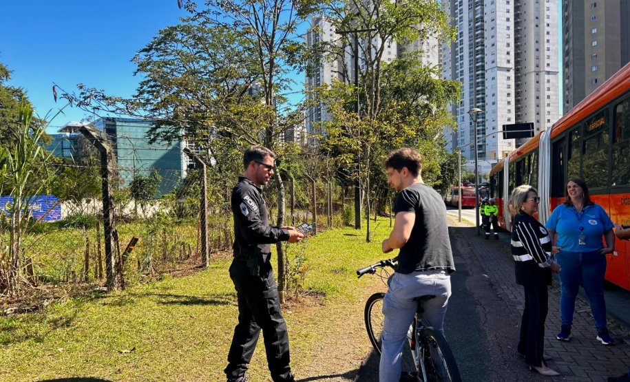 PCPR participa de blitz educativa em alusão ao Maio Amarelo na Capital