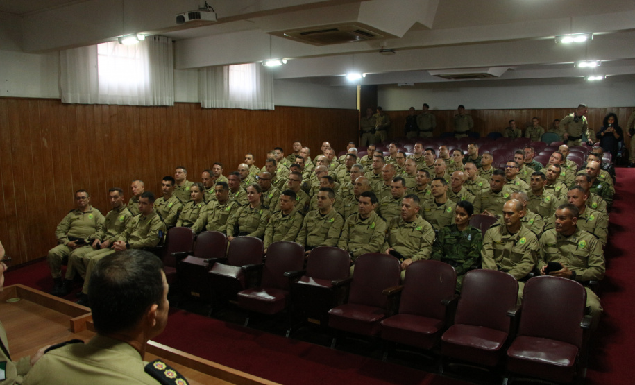 Solenidade marca início do Curso de Habilitação de Oficiais Especialistas da PMPR